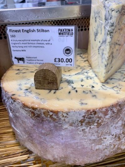 イギリスチーズ専門店paxtonwhitfield パクストンウィットフィールドのスチルトン
