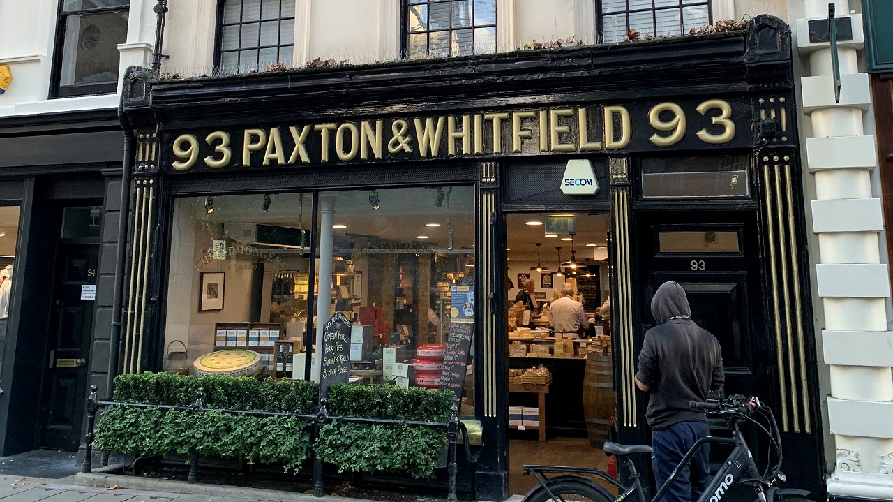 イギリス チーズ専門店 PAXTON&WHITFIELD パクストン＆ウィットフィールド