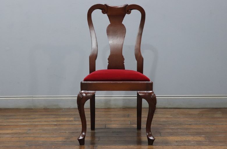 クイーンアン様式の椅子