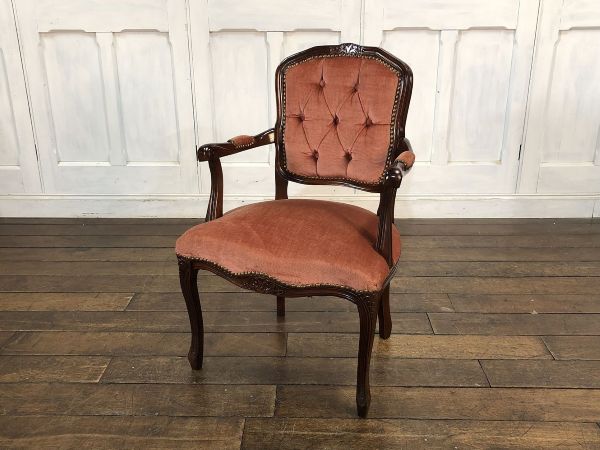 ケントストアのアームチェア