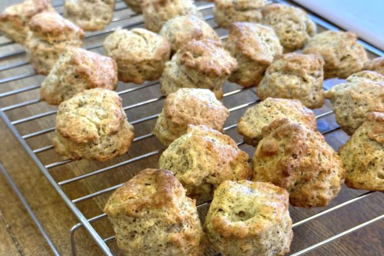 KENT DELI Carrot Cake