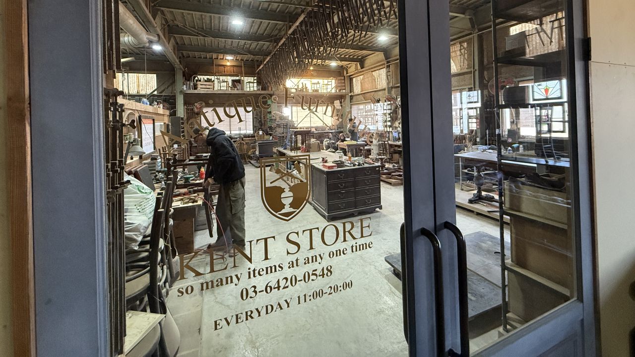 ケントアンティーク家具の請負修理案内